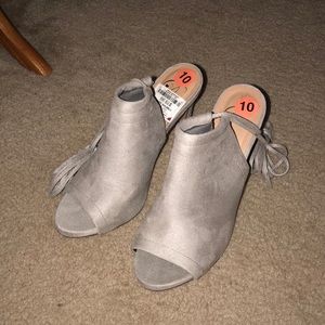 Muled High Heel with ties